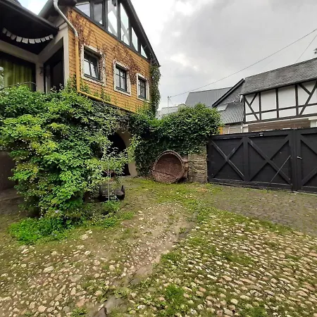 Lovely In With A Terrace Roes